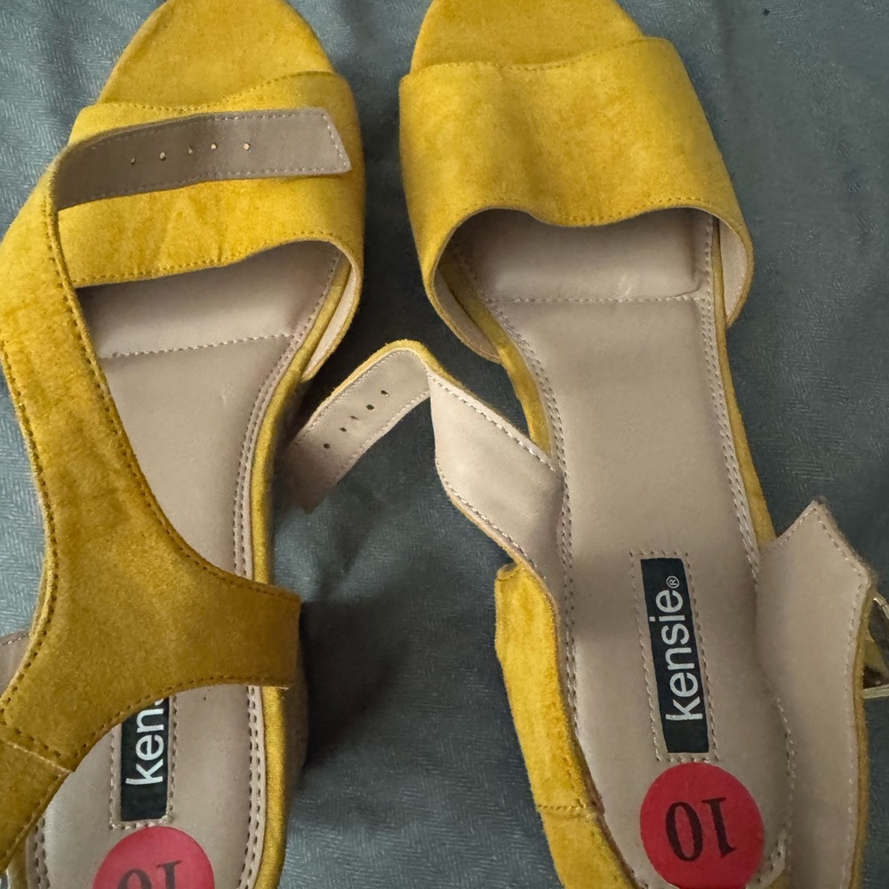 Kensie Mustard Yellow Women's Sandals
